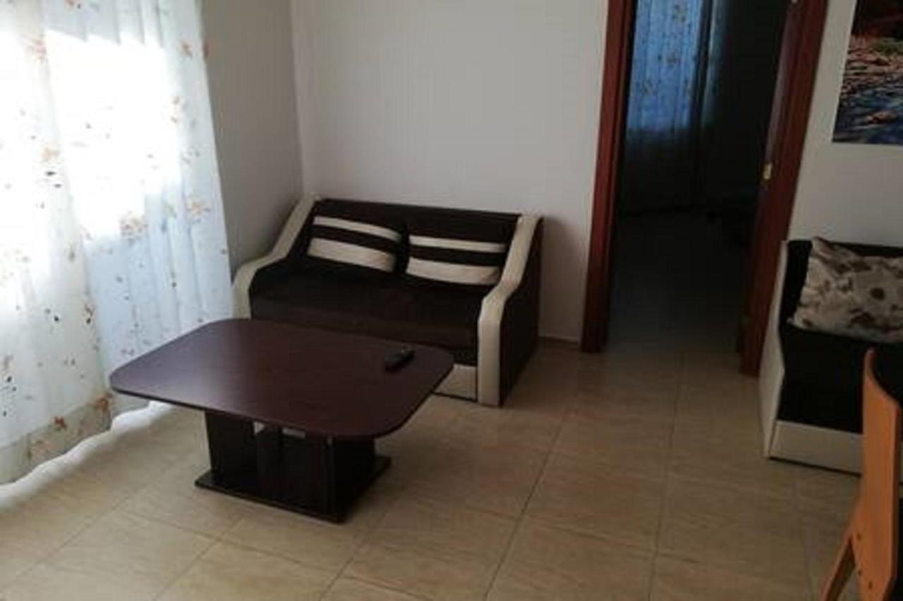 Yves 2 Bed Apart At Sun Village Sunny Beach Not Far Away From The Sea Kültér fotó