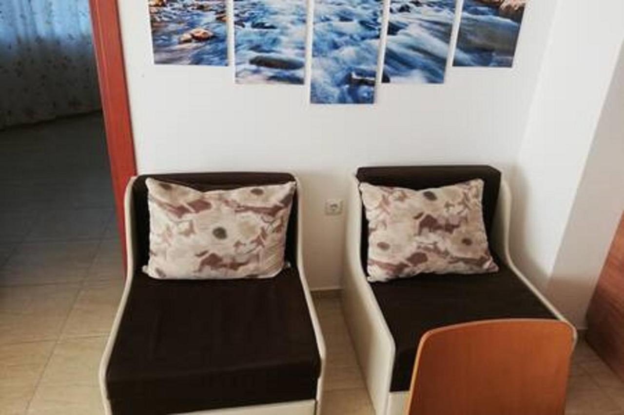 Yves 2 Bed Apart At Sun Village Sunny Beach Not Far Away From The Sea Kültér fotó